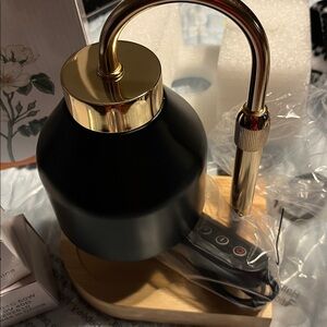 Black and Gold Candle Warmer Lamp, New